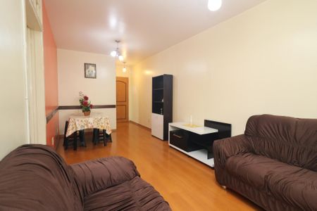 Apartamento para alugar com 72m², 2 quartos e 1 vaga Apartamento para alugar com 72m², 2 quartos e 1 vagaSala