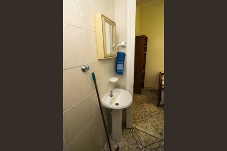 Apartamento para alugar com 72m², 2 quartos e 1 vaga Apartamento para alugar com 72m², 2 quartos e 1 vagaBanheiro de serviço
