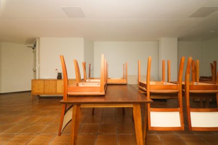 Apartamento para alugar com 72m², 2 quartos e 1 vaga Apartamento para alugar com 72m², 2 quartos e 1 vagaÁrea comum - Salão de festas