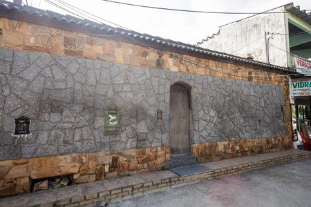 Casa para alugar com 185m², 2 quartos e sem vagaFachada
