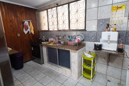 Casa para alugar com 185m², 2 quartos e sem vagaCozinha 