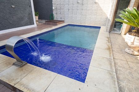 Casa para alugar com 185m², 2 quartos e sem vagaPiscina