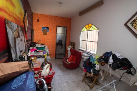 Casa para alugar com 185m², 2 quartos e sem vagaQuarto 1 com suite