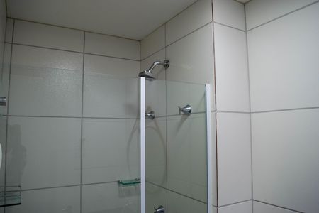 Apartamento para alugar com 60m², 2 quartos e 1 vaga Apartamento para alugar com 60m², 2 quartos e 1 vagaBanheiro Suíte