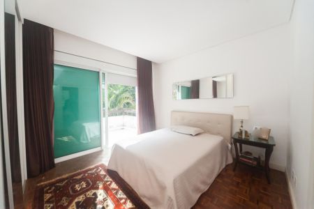 Casa de condomínio à venda com 450m², 4 quartos e 10 vagassuite 3