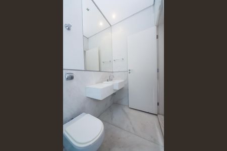 Casa de condomínio à venda com 450m², 4 quartos e 10 vagasBanheiro suite 3