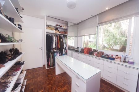 Casa de condomínio à venda com 450m², 4 quartos e 10 vagassuite 2