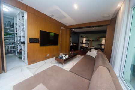 Casa de condomínio à venda com 450m², 4 quartos e 10 vagassala de tv