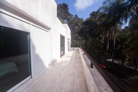 Casa de condomínio à venda com 450m², 4 quartos e 10 vagasvaranda da suíte 1 e 3