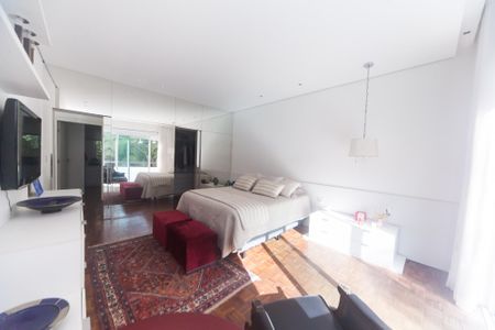 Casa de condomínio à venda com 450m², 4 quartos e 10 vagassuite 1