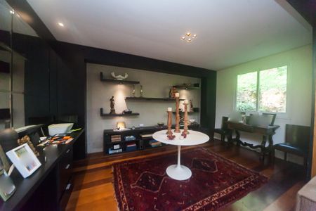 Casa de condomínio à venda com 450m², 4 quartos e 10 vagassala