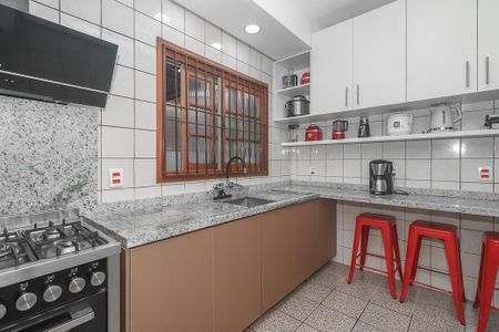 Casa à venda com 230m², 3 quartos e 5 vagasCozinha