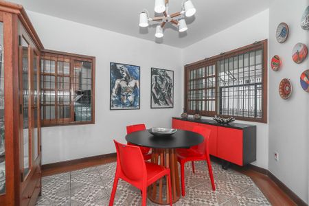 Sala de Jantar de casa à venda com 3 quartos, 230m² em Vila Ipiranga, Porto Alegre