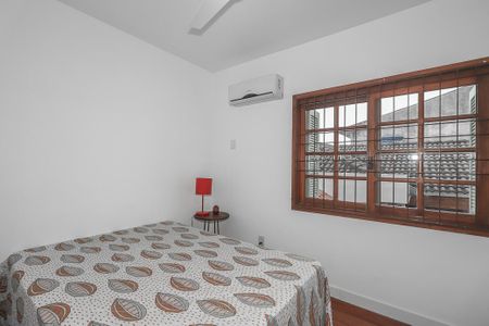 Casa à venda com 230m², 3 quartos e 5 vagasQuarto 2