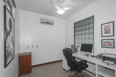 Casa à venda com 230m², 3 quartos e 5 vagasQuarto 3