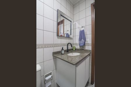 Casa à venda com 230m², 3 quartos e 5 vagasBanheiro 3