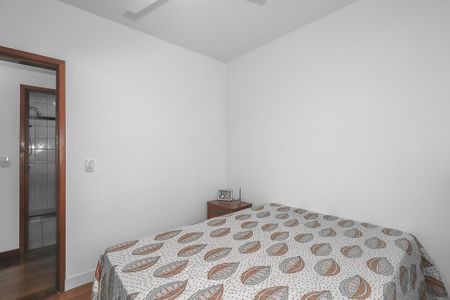 Casa à venda com 230m², 3 quartos e 5 vagasQuarto 2