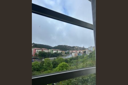 Apartamento à venda com 2 quartos, 54m² em Jardim Santo André, Santo André