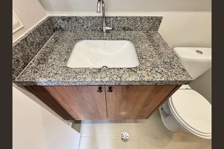 Apartamento para alugar com 27m², 1 quarto e sem vagaBanheiro da Suíte