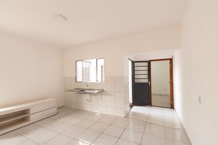 Casa para alugar com 80m², 2 quartos e 1 vaga