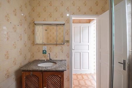 Casa à venda com 192m², 2 quartos e 3 vagas Casa à venda com 192m², 2 quartos e 3 vagasBanheiro