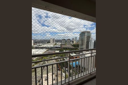 Apartamento para alugar com 68m², 2 quartos e 1 vagaVista