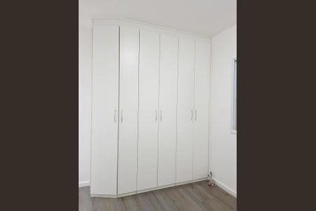 Apartamento para alugar com 68m², 2 quartos e 1 vagaQuarto