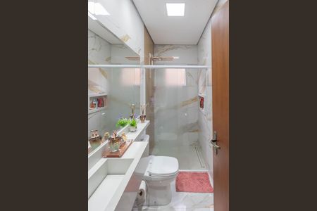 Casa à venda com 80m², 2 quartos e 3 vagas Casa à venda com 80m², 2 quartos e 3 vagasBanheiro da Suíte