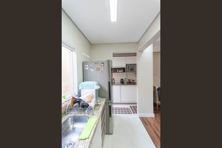 Casa à venda com 80m², 2 quartos e 3 vagas Casa à venda com 80m², 2 quartos e 3 vagasCozinha