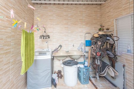 Casa à venda com 80m², 2 quartos e 3 vagas Casa à venda com 80m², 2 quartos e 3 vagasÁrea de Serviço
