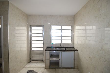 Casa para alugar com 40m², 1 quarto e sem vagaSala/ Cozinha