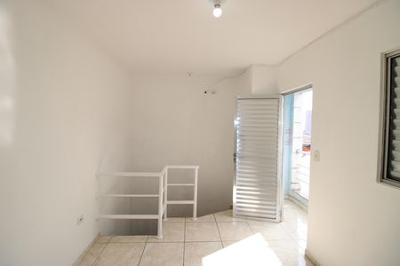 Quarto 1 de casa para alugar com 1 quarto, 40m² em Vila Chuca, São Paulo