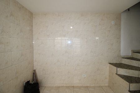 Sala/ Cozinha de casa para alugar com 1 quarto, 40m² em Vila Chuca, São Paulo