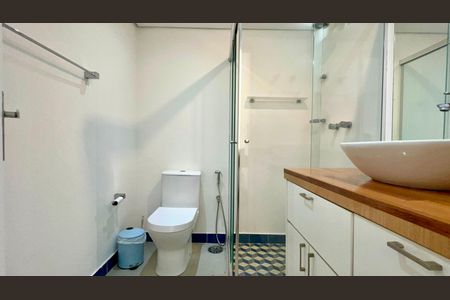 Apartamento para alugar com 79m², 1 quarto e 2 vagas Apartamento para alugar com 79m², 1 quarto e 2 vagasBanheiro da Suíte