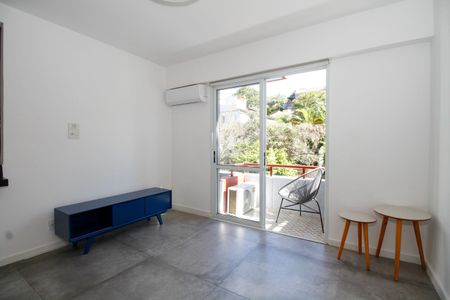 Apartamento para alugar com 80m², 1 quarto e 2 vagasSala