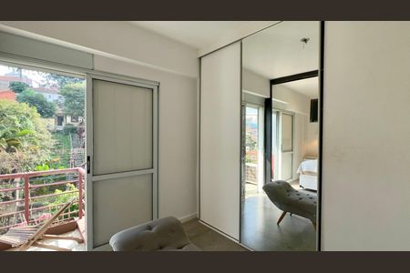 Apartamento para alugar com 79m², 1 quarto e 2 vagas Apartamento para alugar com 79m², 1 quarto e 2 vagasCloset da suíte