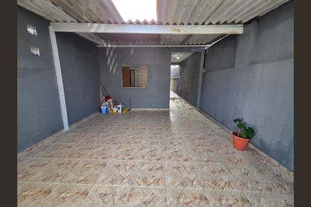 Garagem de casa para alugar com 3 quartos, 2m² em Jardim Melvi, Praia Grande
