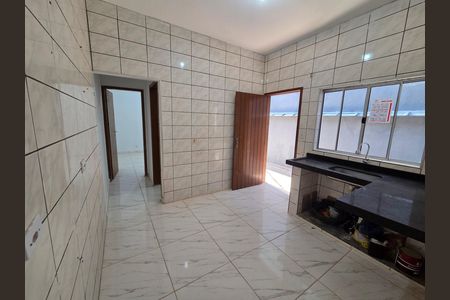 Casa para alugar com 2m², 3 quartos e 1 vaga Casa para alugar com 2m², 3 quartos e 1 vagaCozinha