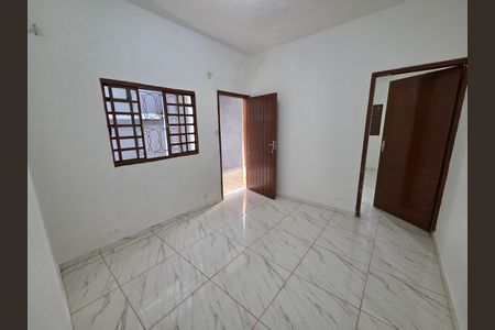 Casa para alugar com 2m², 3 quartos e 1 vaga Casa para alugar com 2m², 3 quartos e 1 vagaSala