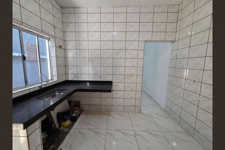 Casa para alugar com 2m², 3 quartos e 1 vaga Casa para alugar com 2m², 3 quartos e 1 vagaCozinha