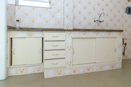 Apartamento para alugar com 90m², 2 quartos e 1 vaga Apartamento para alugar com 90m², 2 quartos e 1 vagaCozinha - Armários
