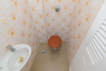 Apartamento para alugar com 90m², 2 quartos e 1 vaga Apartamento para alugar com 90m², 2 quartos e 1 vagaBanheiro de Serviço