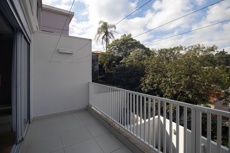 Varanda de casa à venda com 3 quartos, 180m² em Horto Florestal, São Paulo