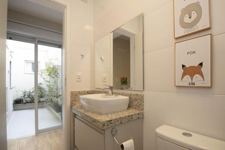 Casa à venda com 180m², 3 quartos e 2 vagasBanheiro da Suíte 1