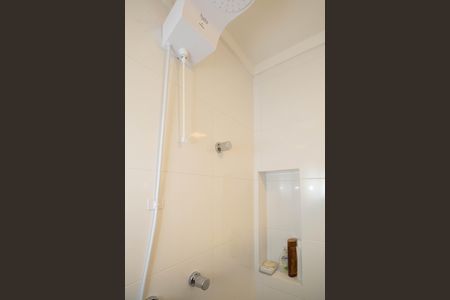 Casa à venda com 180m², 3 quartos e 2 vagasBanheiro da Suíte 2