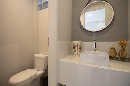 Casa à venda com 180m², 3 quartos e 2 vagasLavabo 2