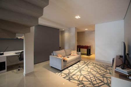 Casa à venda com 180m², 3 quartos e 2 vagasSala de TV