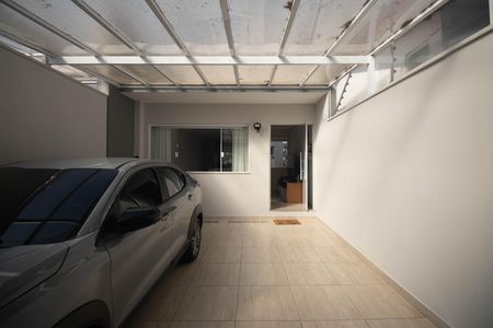 Casa à venda com 180m², 3 quartos e 2 vagasGaragerm