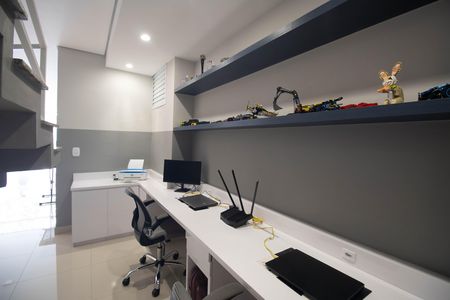 Casa à venda com 180m², 3 quartos e 2 vagasEscritório