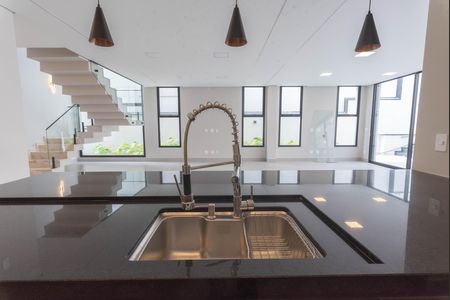 Casa de condomínio para alugar com 248m², 3 quartos e 4 vagas Casa de condomínio para alugar com 248m², 3 quartos e 4 vagasCozinha